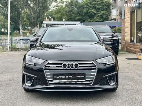 Audi A4 2018 - фото 2