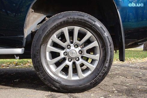 Toyota Land Cruiser Prado 2017 - фото 13