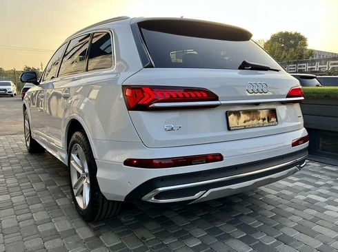 Audi Q7 2020 - фото 8