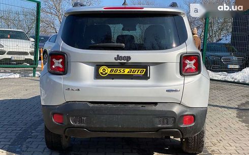 Jeep Renegade 2017 - фото 5