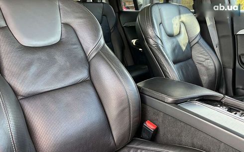 Volvo XC90 2016 - фото 26