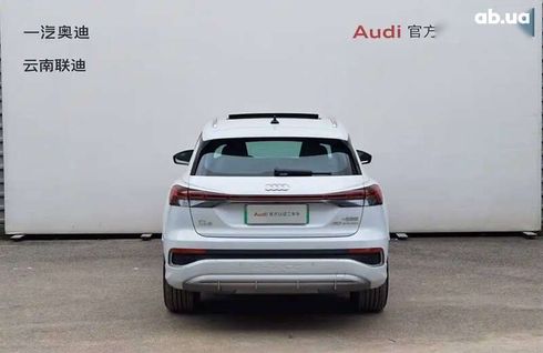 Audi Q4 e-tron 2023 - фото 5