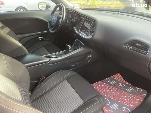 Dodge Challenger 2020 - фото 23