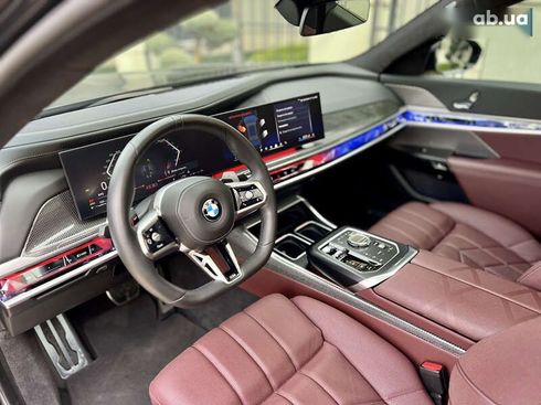 BMW 7 серия 2023 - фото 29