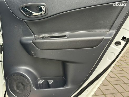 Renault Koleos 2011 белый - фото 17