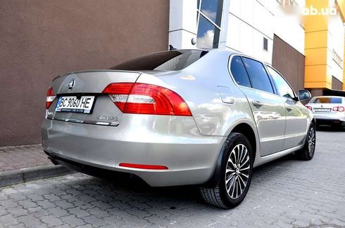 Skoda Superb 2014 - фото 13