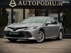 Продаж вживаних Toyota в Київській області - купити на Автобазарі