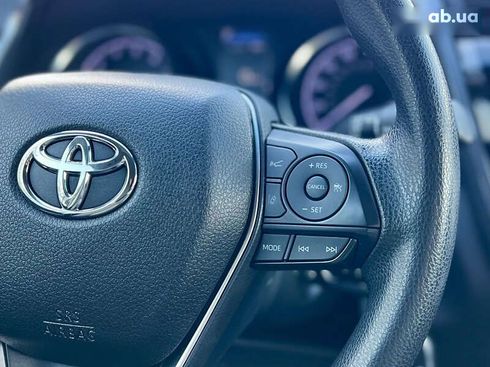 Toyota Camry 2017 - фото 28