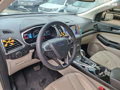 Ford Edge 2017 бежевый - фото 20