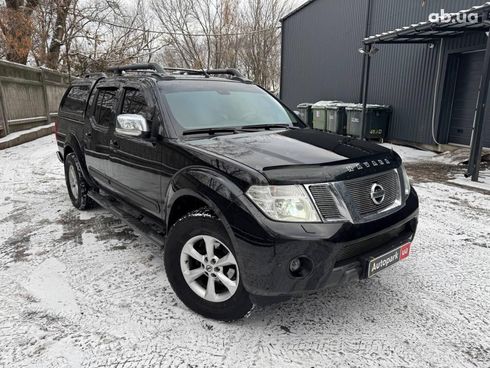 Nissan Navara 2012 черный - фото 3