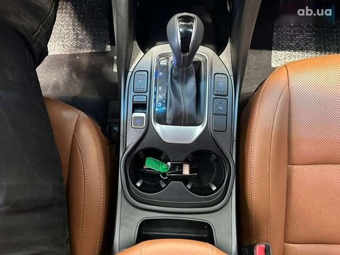 Hyundai Santa Fe 2016 - фото 16