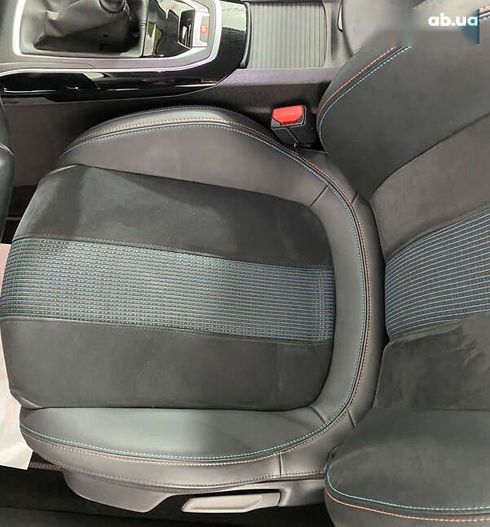 Peugeot 308 2018 - фото 19