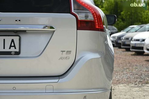 Volvo XC60 2017 - фото 15
