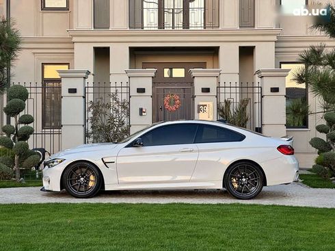 BMW M4 2018 - фото 24