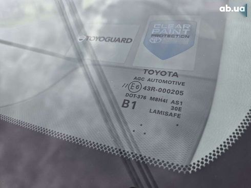 Toyota Camry 2018 - фото 9