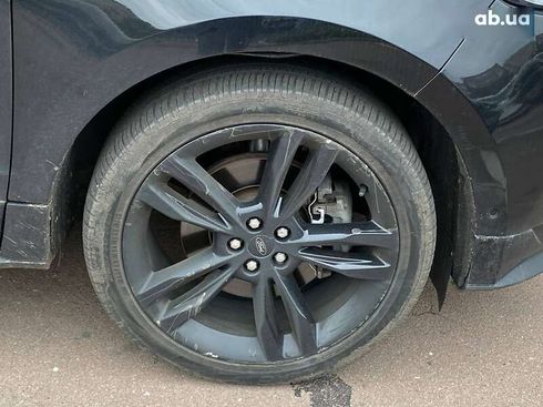 Ford Edge 2019 - фото 19