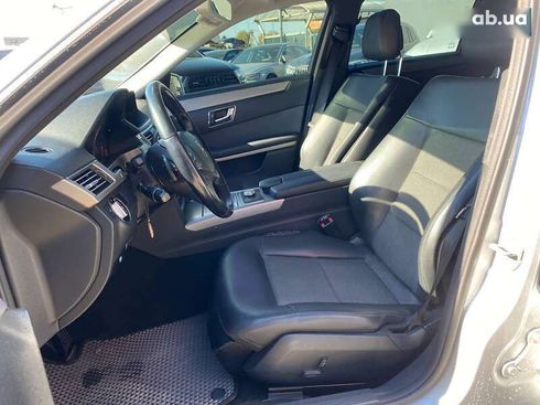 Mercedes-Benz E-Класс 2010 - фото 19