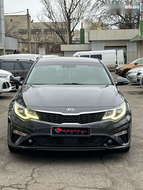 Kia Optima 2018 - фото 2