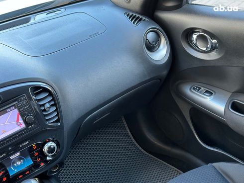 Nissan Juke 2012 белый - фото 19