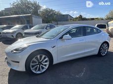Продаж вживаних Tesla Model 3 в Одеській області - купити на Автобазарі