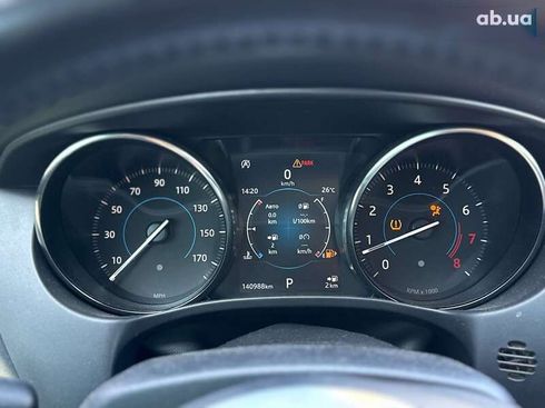 Jaguar XE 2018 - фото 19