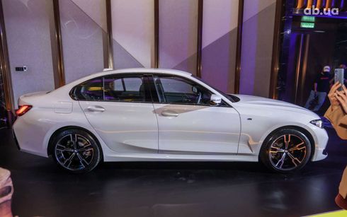 BMW 3 серия 2023 - фото 3