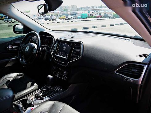 Jeep Cherokee 2019 - фото 19
