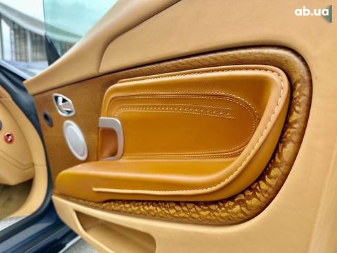 Aston Martin DB11 2017 - фото 29