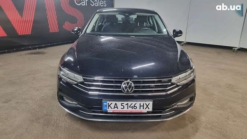 Volkswagen Passat 2022 - фото 2
