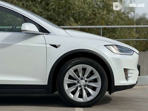 Tesla Model X 2017 - фото 17