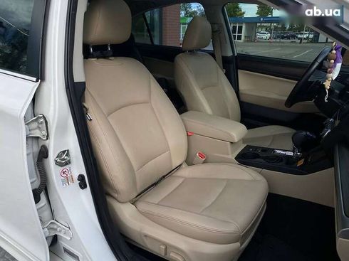 Subaru Legacy 2015 - фото 23