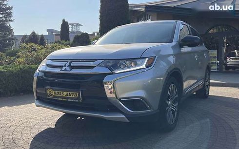 Mitsubishi Outlander 2017 - фото 3