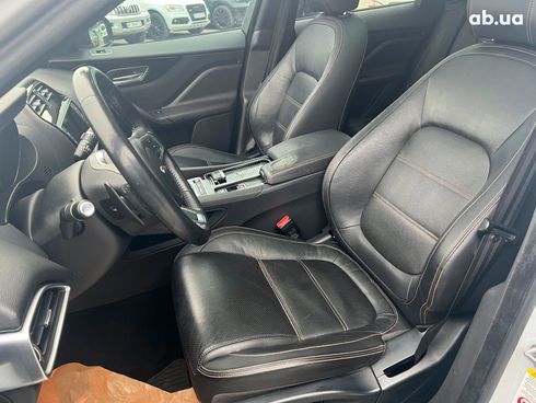 Jaguar F-Pace 2018 белый - фото 22