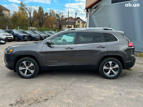 Jeep Cherokee 2018 серый - фото 10