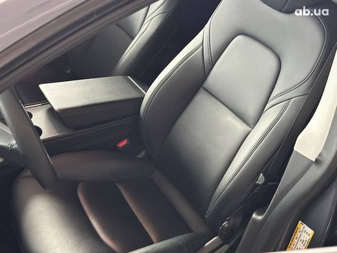 Tesla Model Y 2023 серый - фото 20