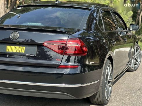 Volkswagen Passat 2018 - фото 18