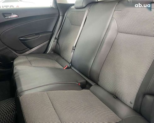 Opel Astra 2015 - фото 12