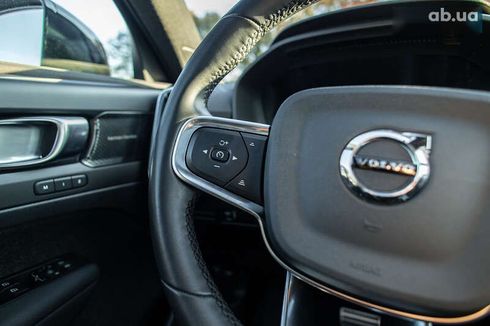 Volvo XC40 2021 - фото 21