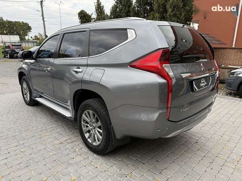 Mitsubishi Pajero Sport 2016 - фото 18