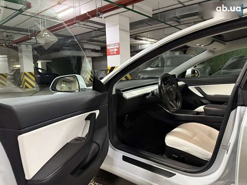 Tesla Model 3 2019 - фото 20