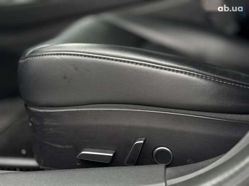 Tesla Model 3 2021 - фото 18