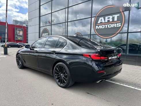 BMW 5 серия 2020 - фото 12