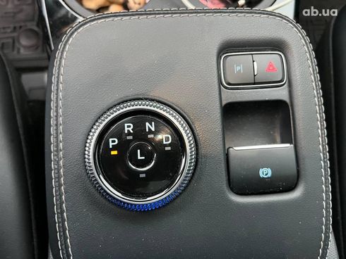 Ford Mustang Mach-E 2022 белый - фото 28