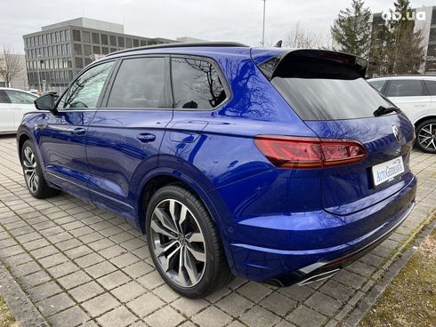 Volkswagen Touareg R 2022 - фото 9