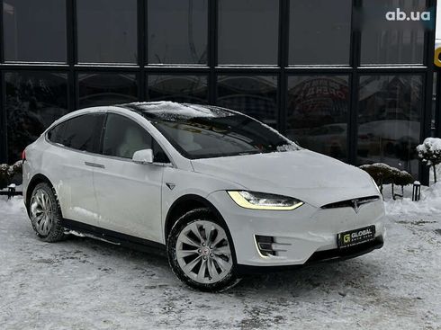 Tesla Model X 2018 - фото 2