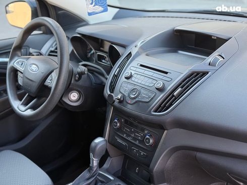 Ford Escape 2017 черный - фото 17