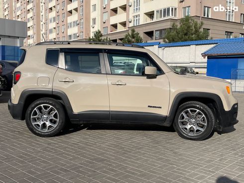 Jeep Renegade 2015 бежевый - фото 4