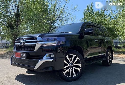 Toyota Land Cruiser 2017 - фото 7