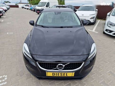 Volvo V40 2018 - фото 4