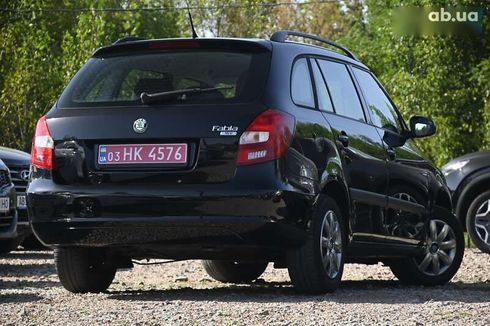 Skoda Fabia 2009 - фото 14